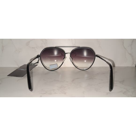 NEW Kendall + Kylie Black Frame/ Smoke Gradient Lens Aviator Sunglasses - Picture 2 of 7